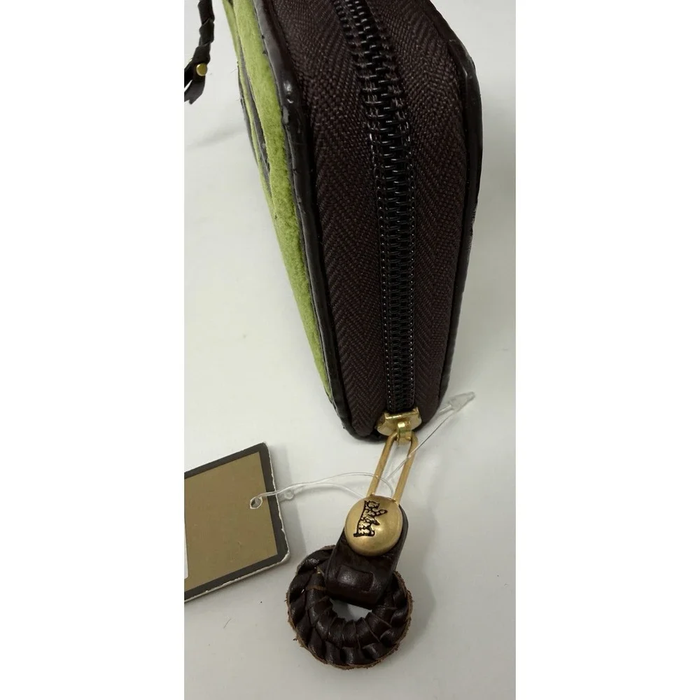 NWT Y2K Juicy Couture Zip Around Velour Wallet Color Green
